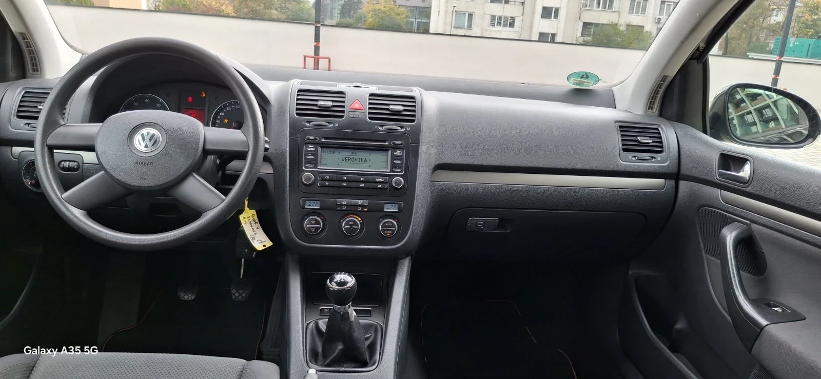 VW Golf 1.6  - изображение 10