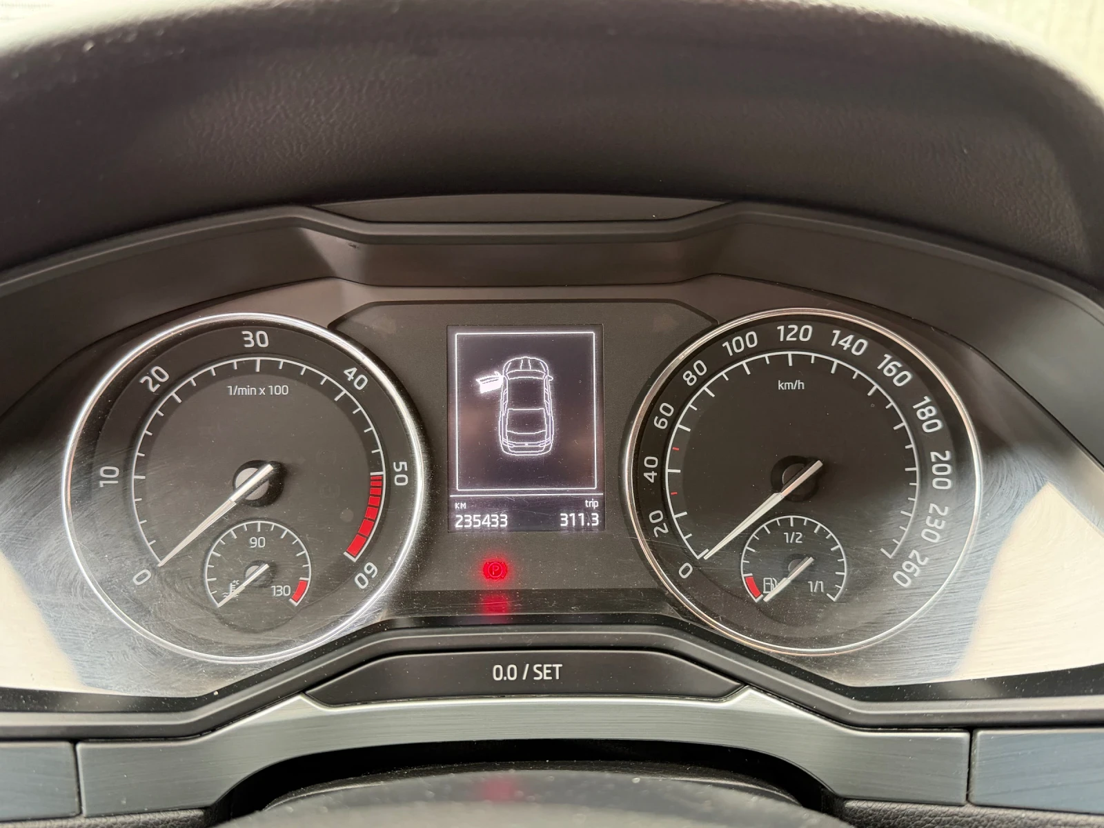 Skoda Superb 2.0TDI ( ) | Mobile.bg   12