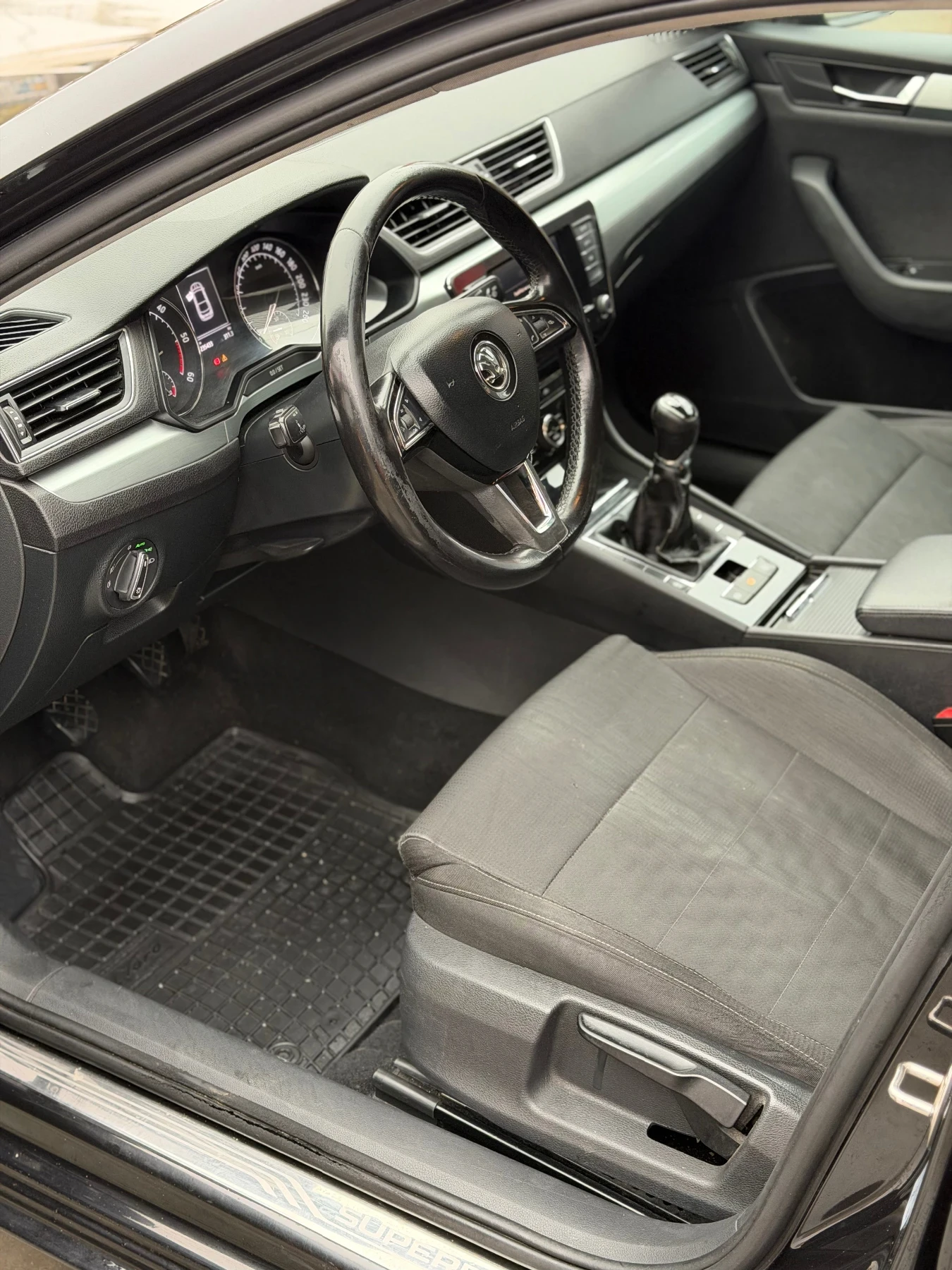 Skoda Superb 2.0TDI ( ) | Mobile.bg   9