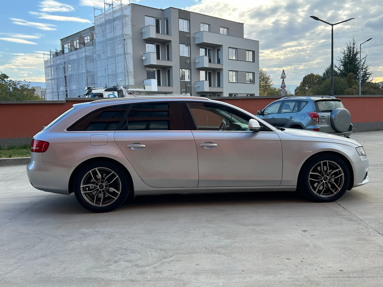 Audi A4 Avant - изображение 8