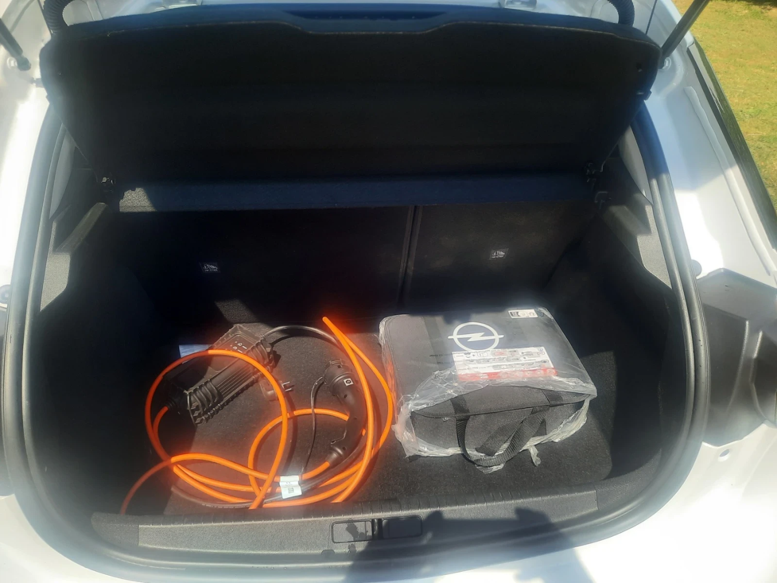 Opel Corsa, снимка 8 - Автомобили и джипове - 53759563