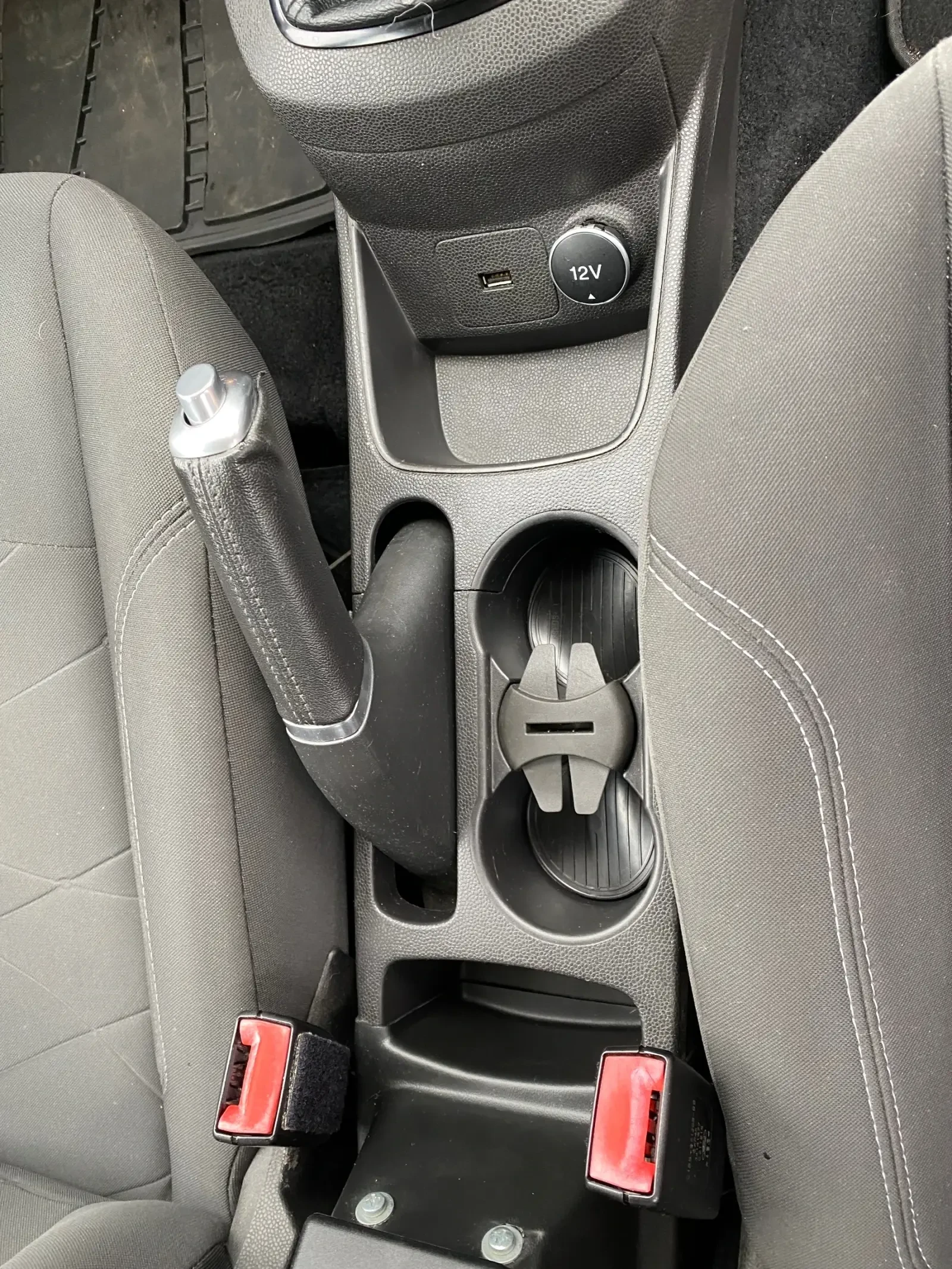 Ford Fiesta 1.5TDCi, снимка 15 - Автомобили и джипове - 53892029