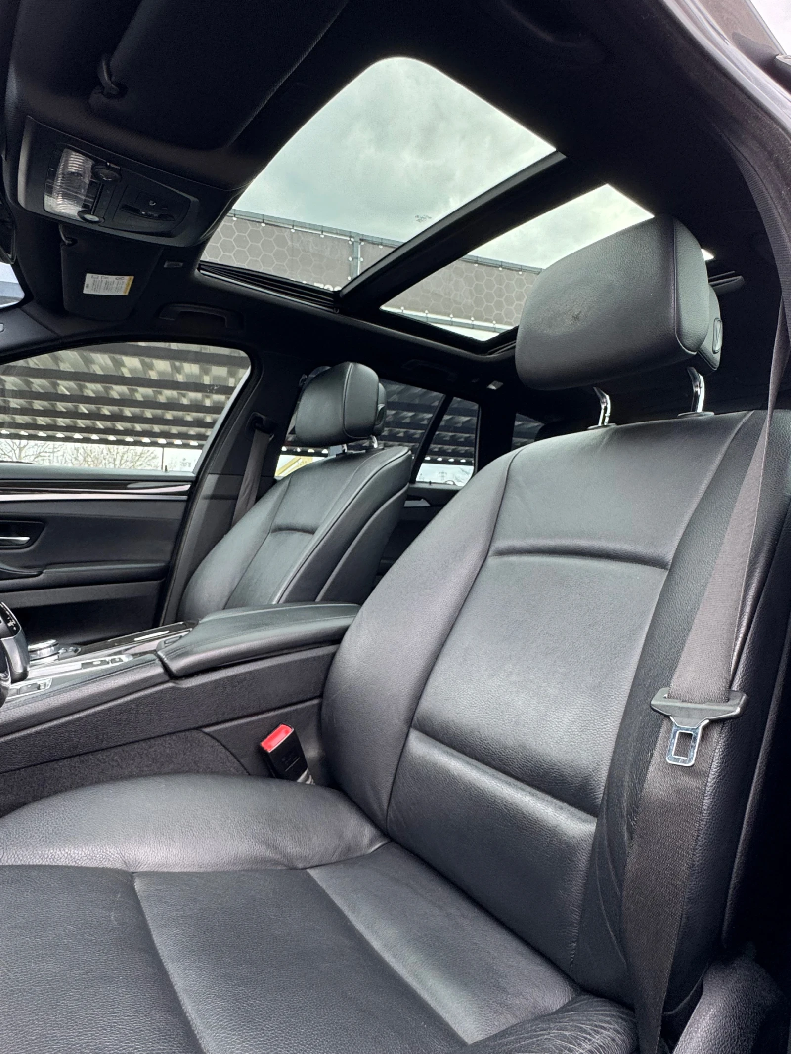 BMW 520 Panorama, снимка 12 - Автомобили и джипове - 53898838