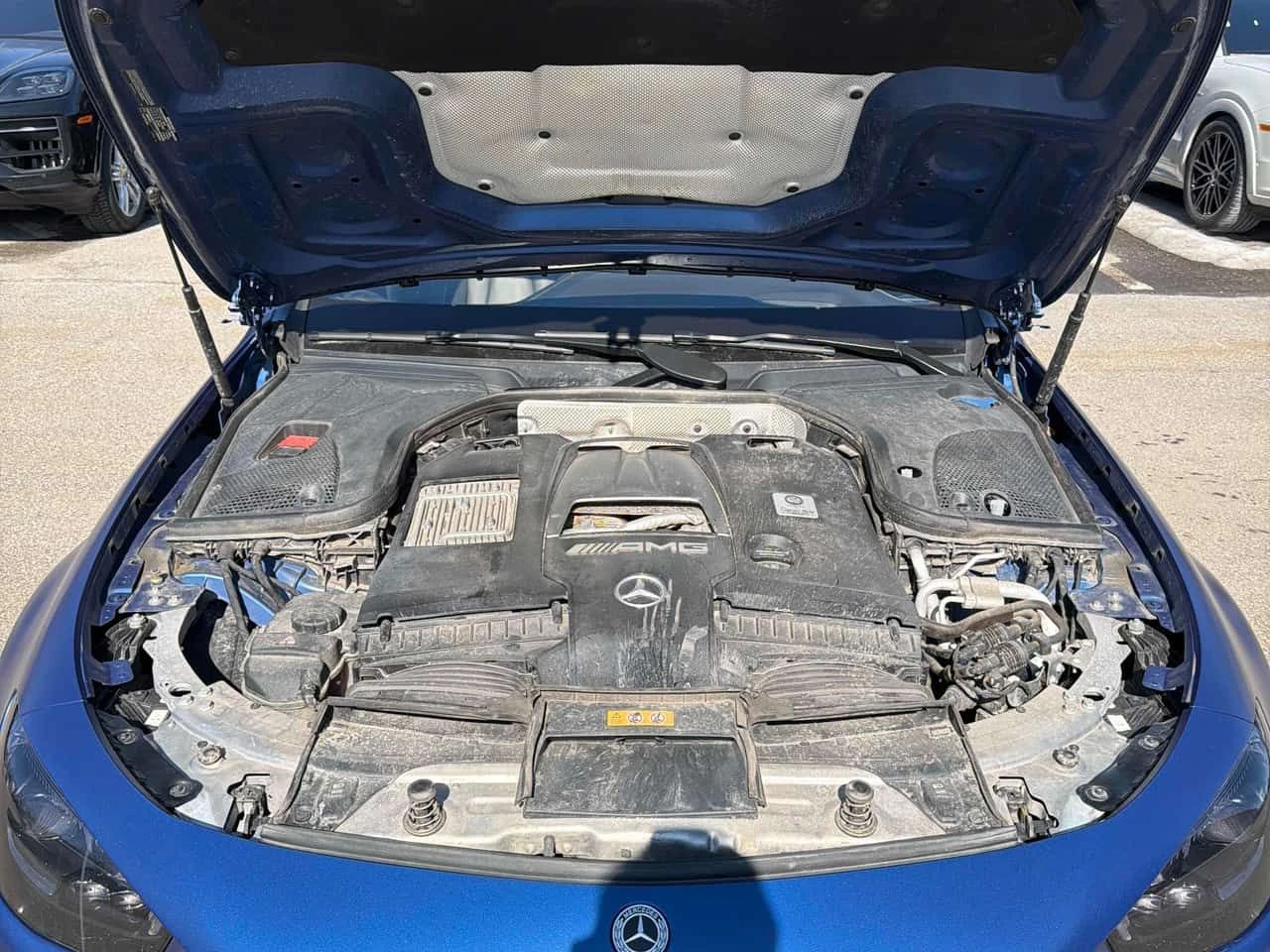 Mercedes-Benz E 63 AMG S * CARFAX * HEAD UP * BURMESTER * ОБДУХВАНЕ, снимка 15 - Автомобили и джипове - 54141356