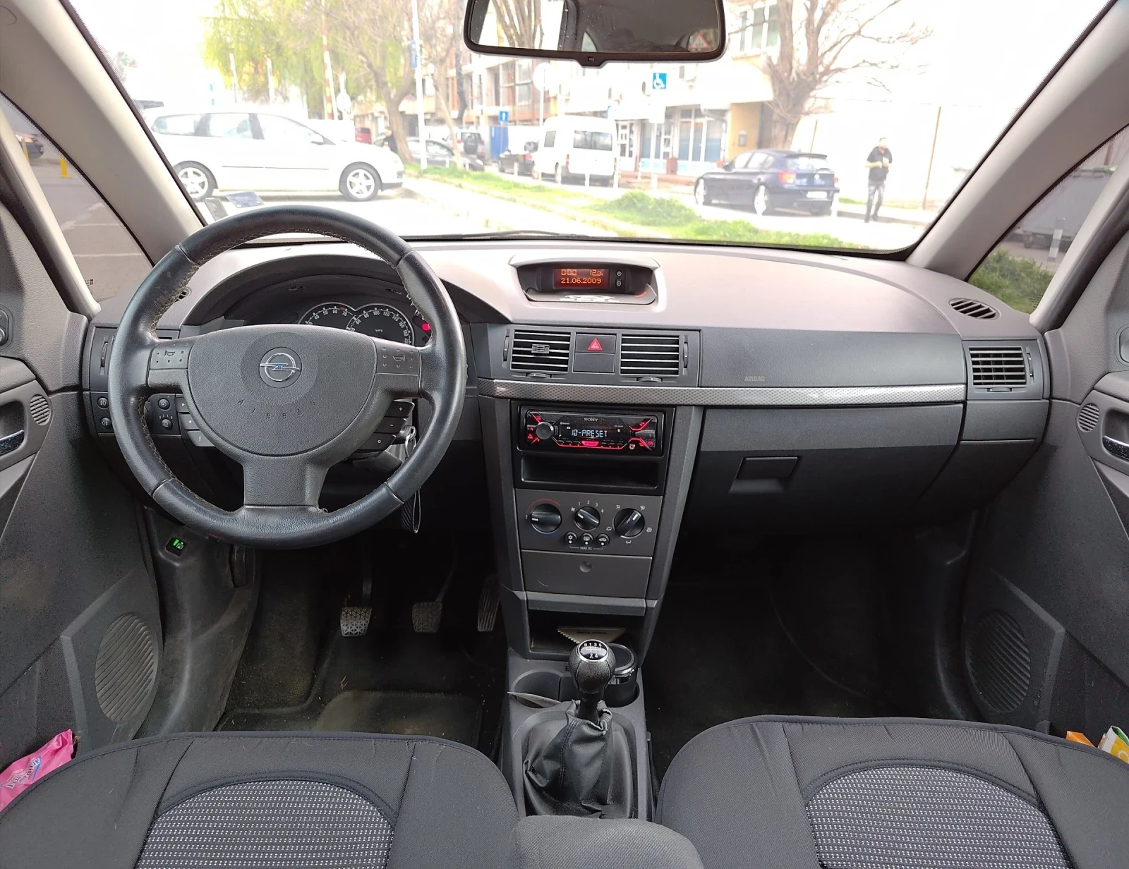 Opel Meriva 1.8i 125 коня OPC-Пакет, снимка 13 - Автомобили и джипове - 54150925
