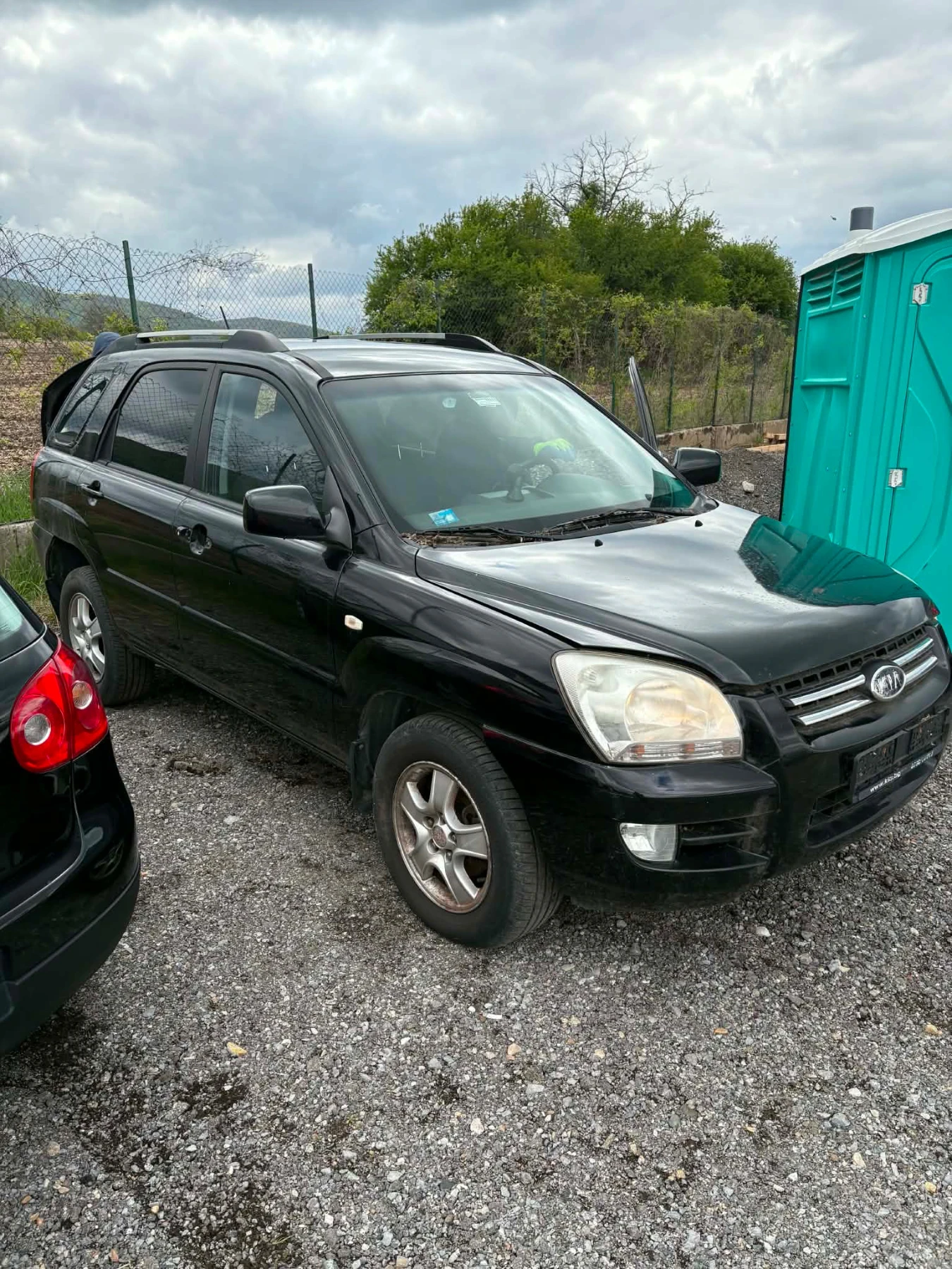 Kia Sportage 2.0 i, снимка 2 - Автомобили и джипове - 54527025