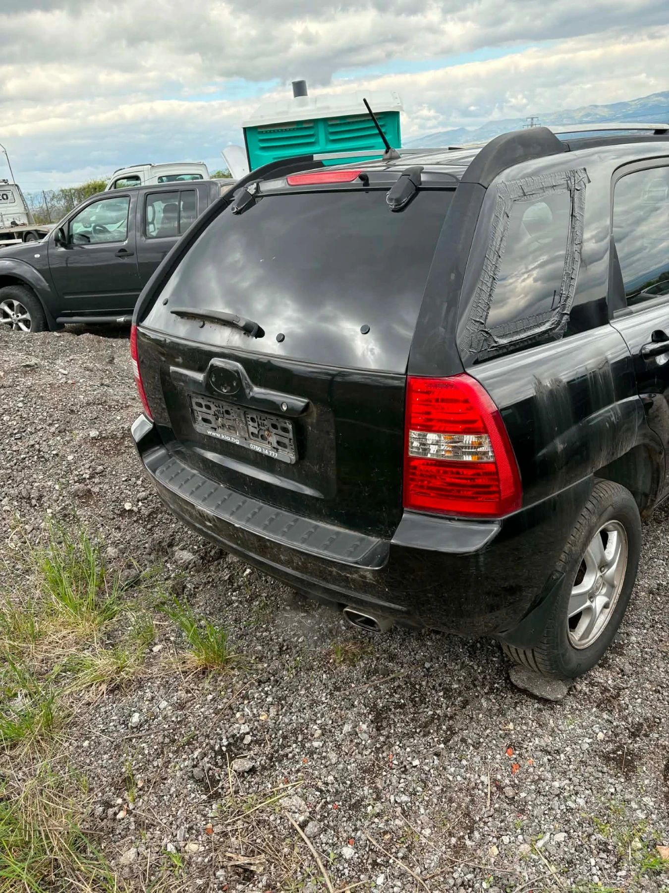 Kia Sportage 2.0 i, снимка 5 - Автомобили и джипове - 54527025