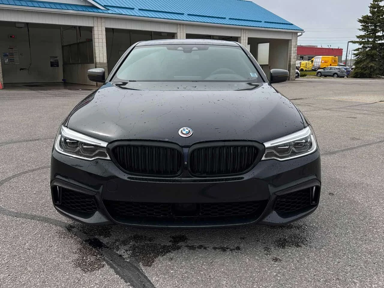 BMW 550 * xDrive * B&W* ДИСТРОНИК * 360* GESTURE* HUD, снимка 6 - Автомобили и джипове - 54554946
