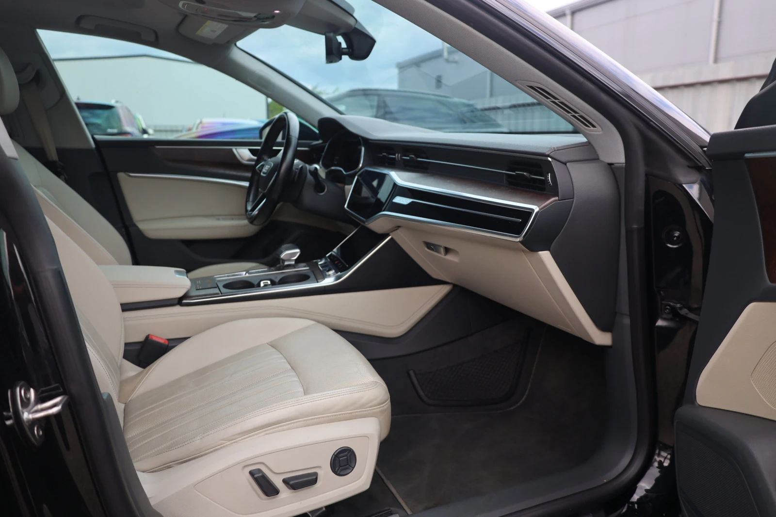 Audi A7 RS7 55TFSI Quattro KeyGO PANO 360KAM B&O SitzKlima, снимка 9 - Автомобили и джипове - 54641701