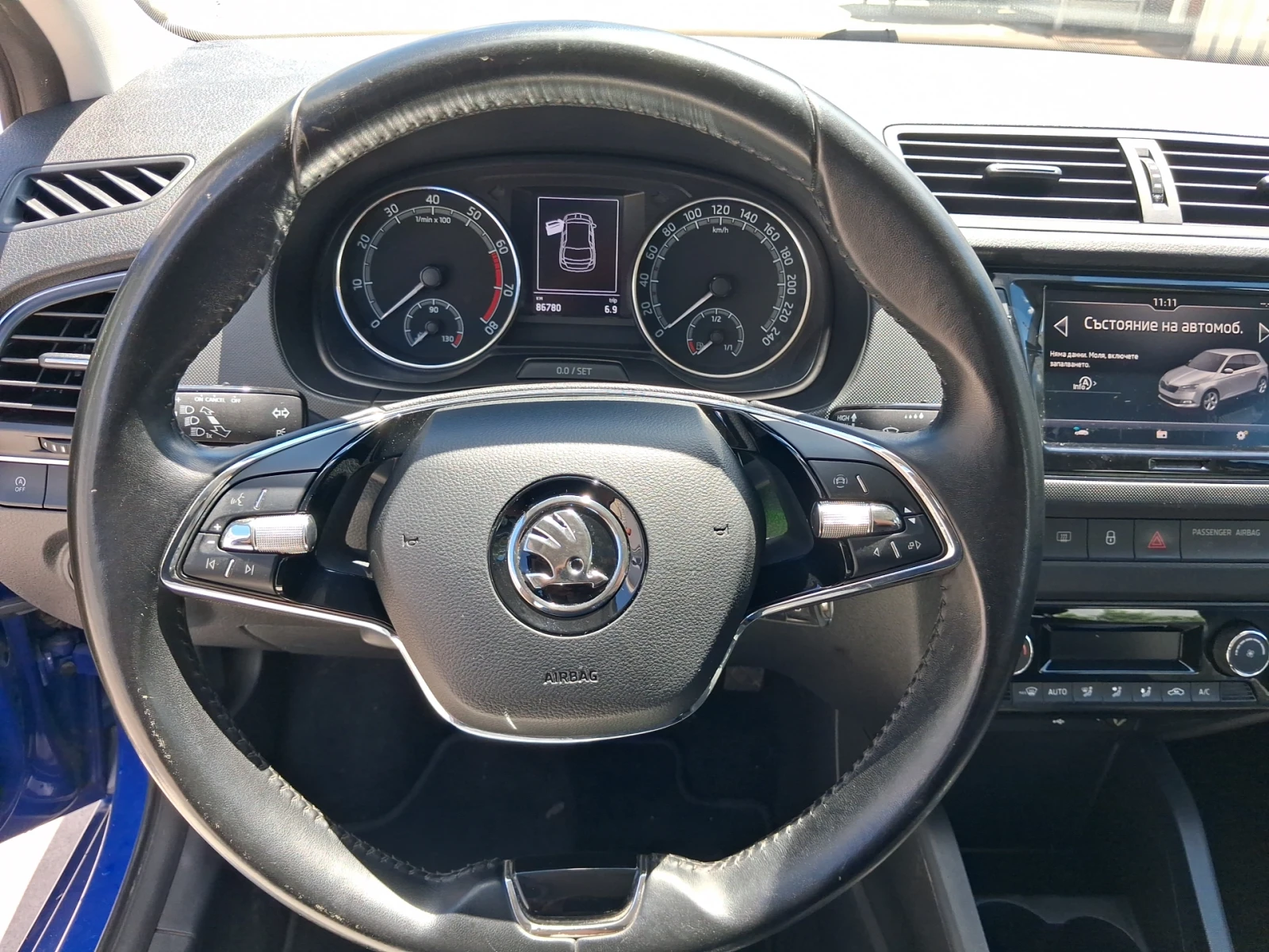 Skoda Fabia Амбишън 1, 0 MPI .60 к.с., 5М, снимка 16 - Автомобили и джипове - 54911533