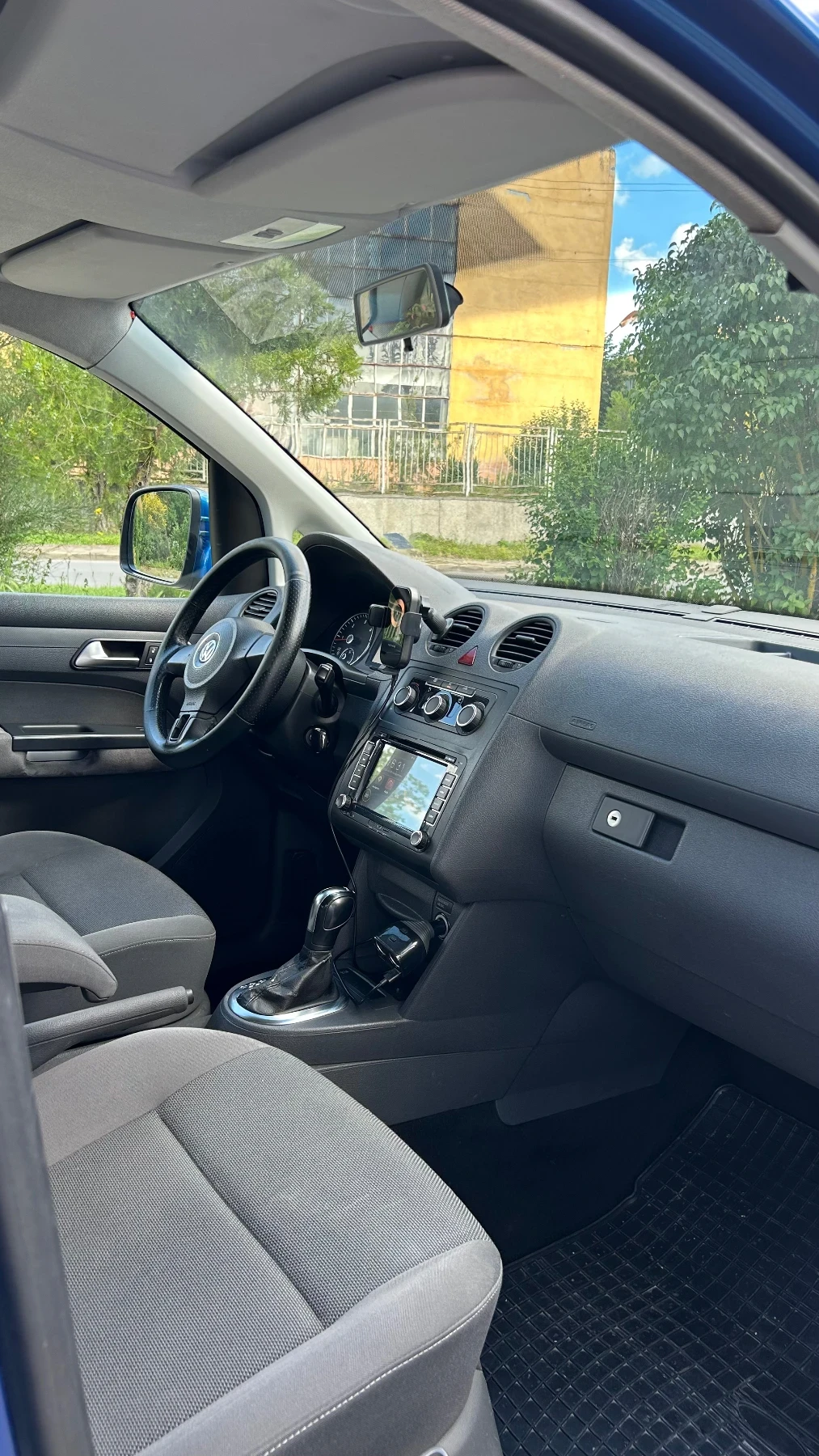 VW Caddy, снимка 5 - Автомобили и джипове - 55144307