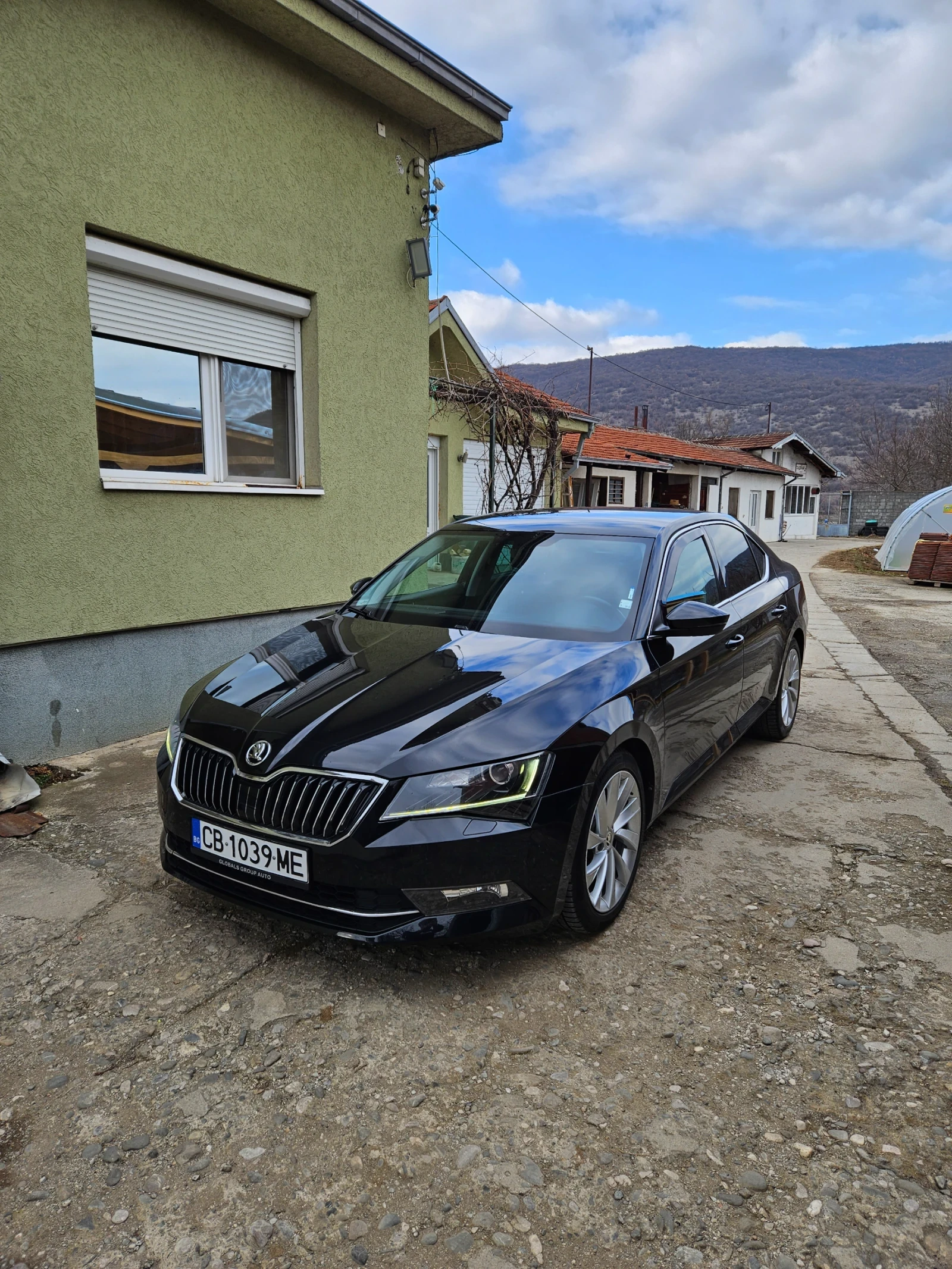 Skoda Superb TDI Exclusive Full, снимка 4 - Автомобили и джипове - 55438345