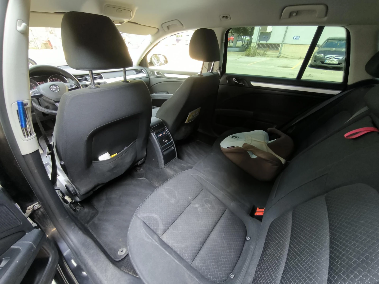 Skoda Superb, снимка 11 - Автомобили и джипове - 55999783
