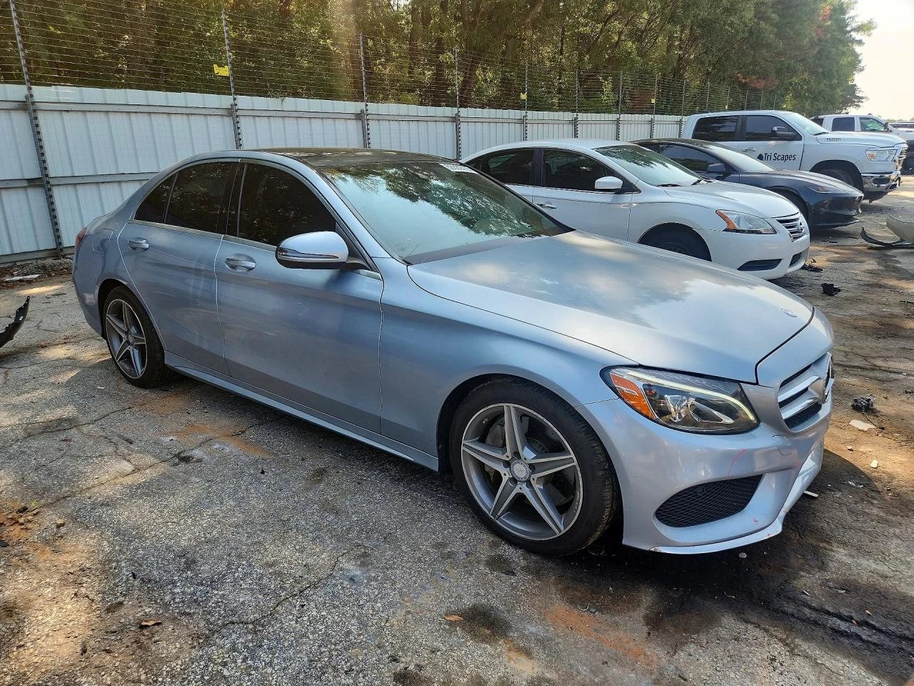 Mercedes-Benz C 300 2.0l, снимка 4 - Автомобили и джипове - 56026350