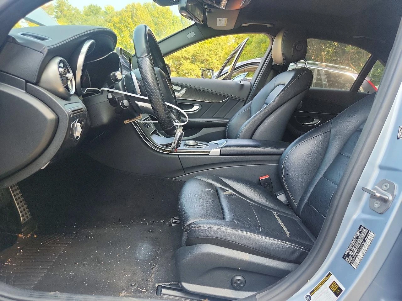 Mercedes-Benz C 300 2.0l, снимка 7 - Автомобили и джипове - 56026350