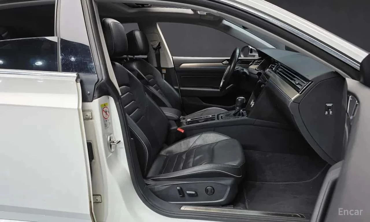 VW Arteon, снимка 11 - Автомобили и джипове - 56739687