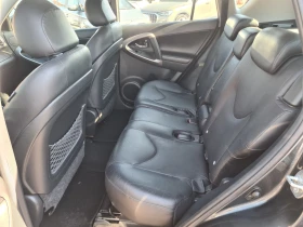 Toyota Rav4 2.2D4D-KEYLESS, КОЖА.НАВИ., снимка 11