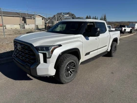     Toyota Tundra * Platinum * CARFAX *   