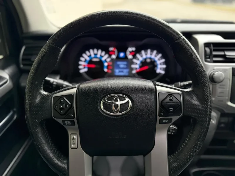 Toyota 4runner CARFAX* АВТОФИНАНСИРАНЕ БЕЗ ПЪРВОНАЧАЛНА ВНОСКА, снимка 15 - Автомобили и джипове - 52839122