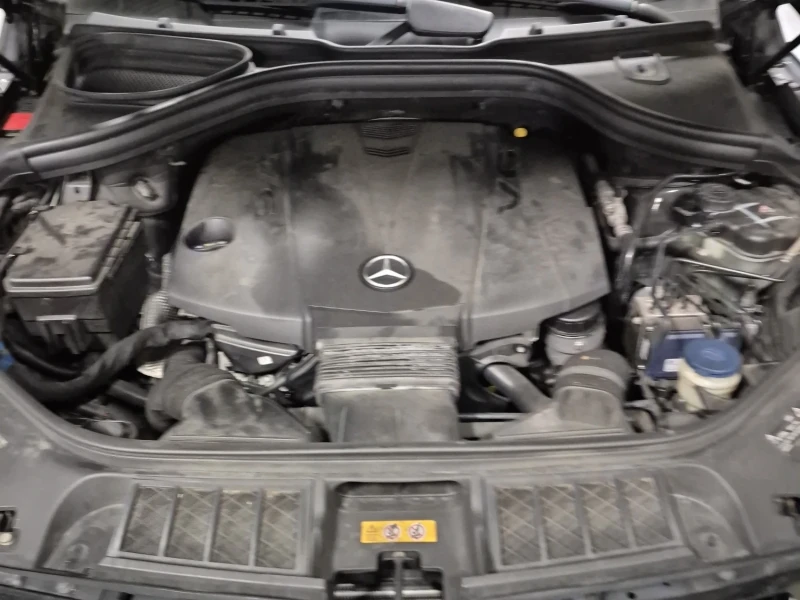 Mercedes-Benz ML 350 BLUETEC * * CARFAX * * АВТО КРЕДИТ * * , снимка 13 - Автомобили и джипове - 53103531