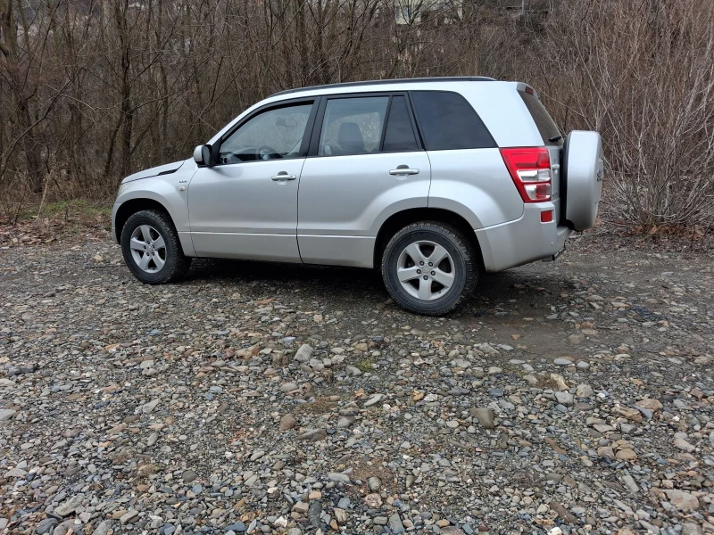 Suzuki Grand vitara 1.9, снимка 3 - Автомобили и джипове - 53357135