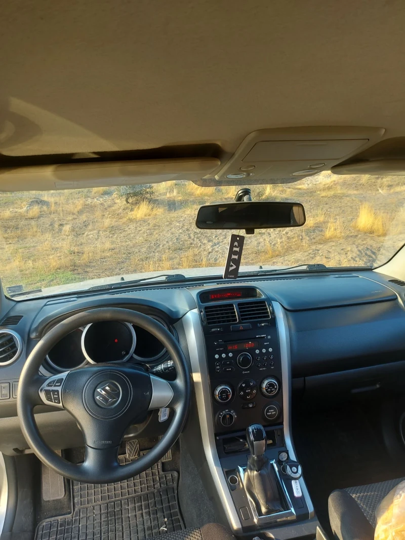 Suzuki Grand vitara 1.9, снимка 10 - Автомобили и джипове - 53357135