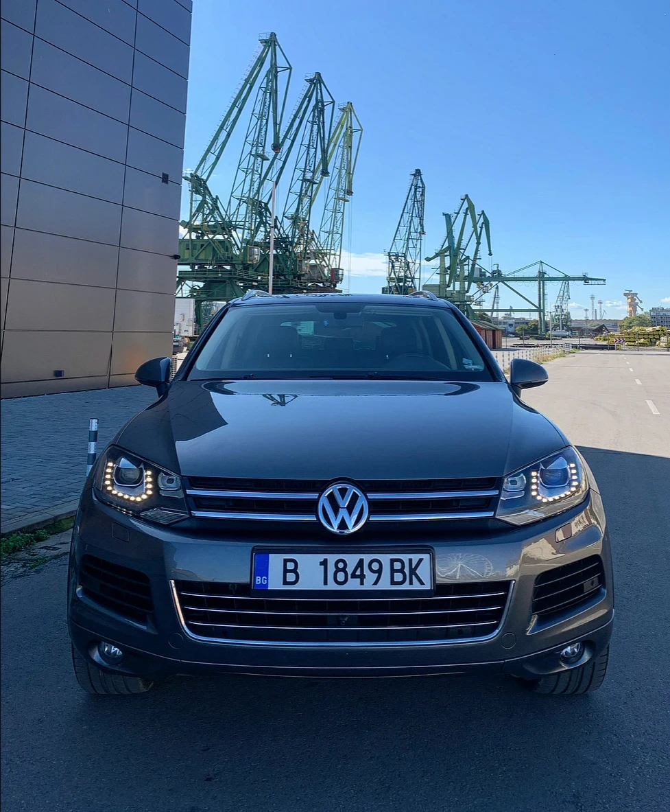 VW Touareg 3.0 TDI Обдухване Keyless Панорама 360*  - изображение 2