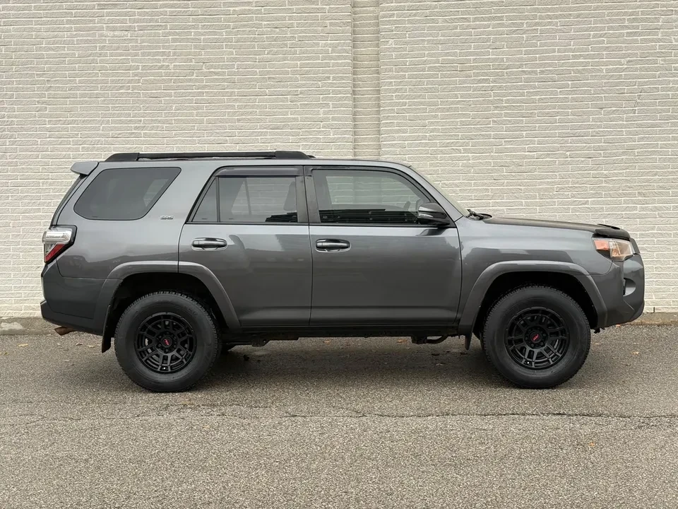 Toyota 4runner CARFAX* АВТОФИНАНСИРАНЕ БЕЗ ПЪРВОНАЧАЛНА ВНОСКА - изображение 3