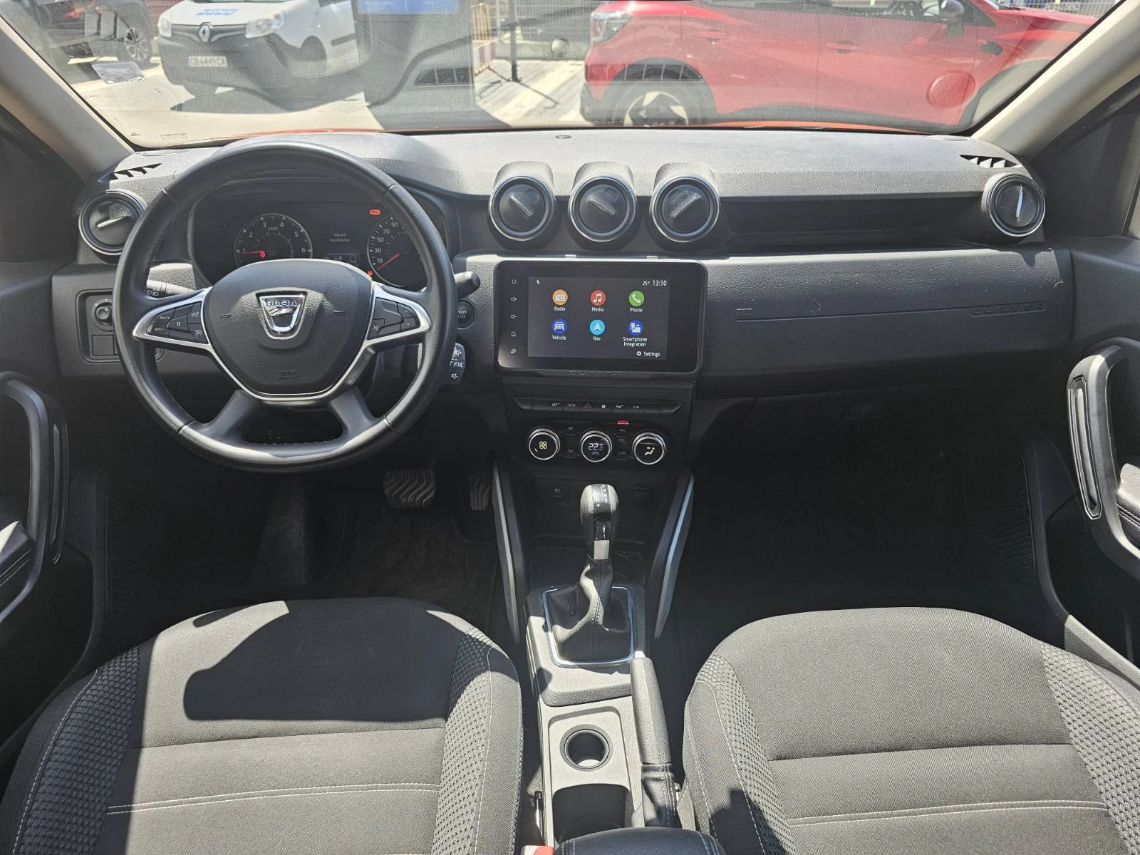 Dacia Duster 1.3 TCe 150 EDC, снимка 7 - Автомобили и джипове - 54228250