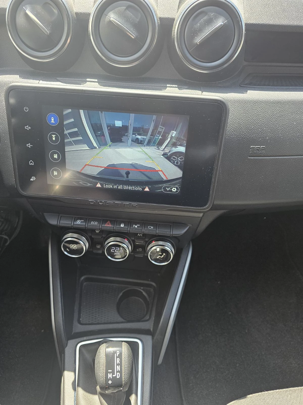 Dacia Duster 1.3 TCe 150 EDC, снимка 10 - Автомобили и джипове - 54228250