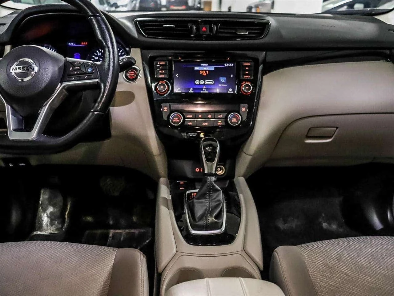 Nissan Rogue * SV * CARFAX * ЦЕНА ДО БГ, снимка 10 - Автомобили и джипове - 54615326