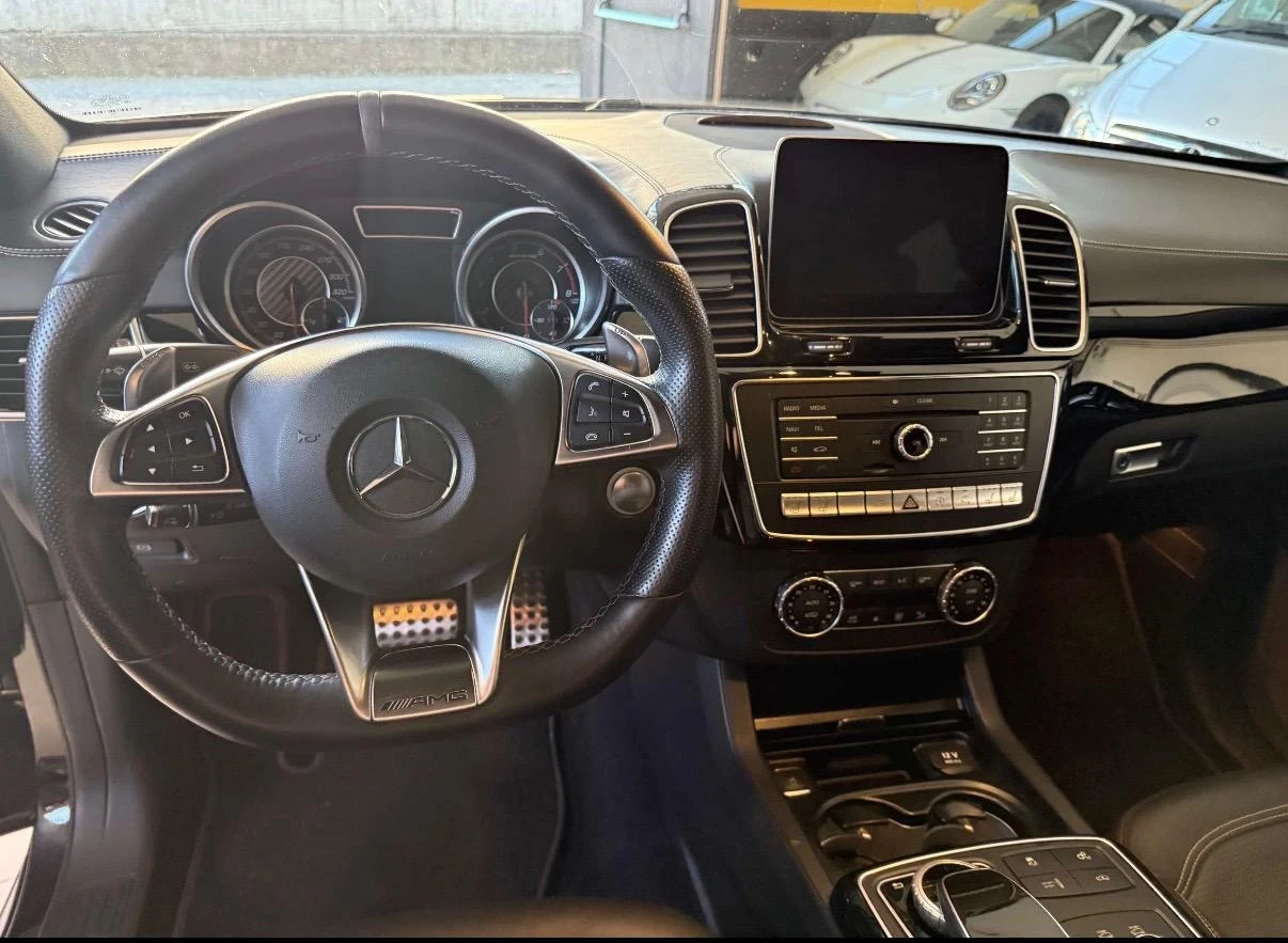 Mercedes-Benz GLE 63 S AMG, снимка 11 - Автомобили и джипове - 54672224