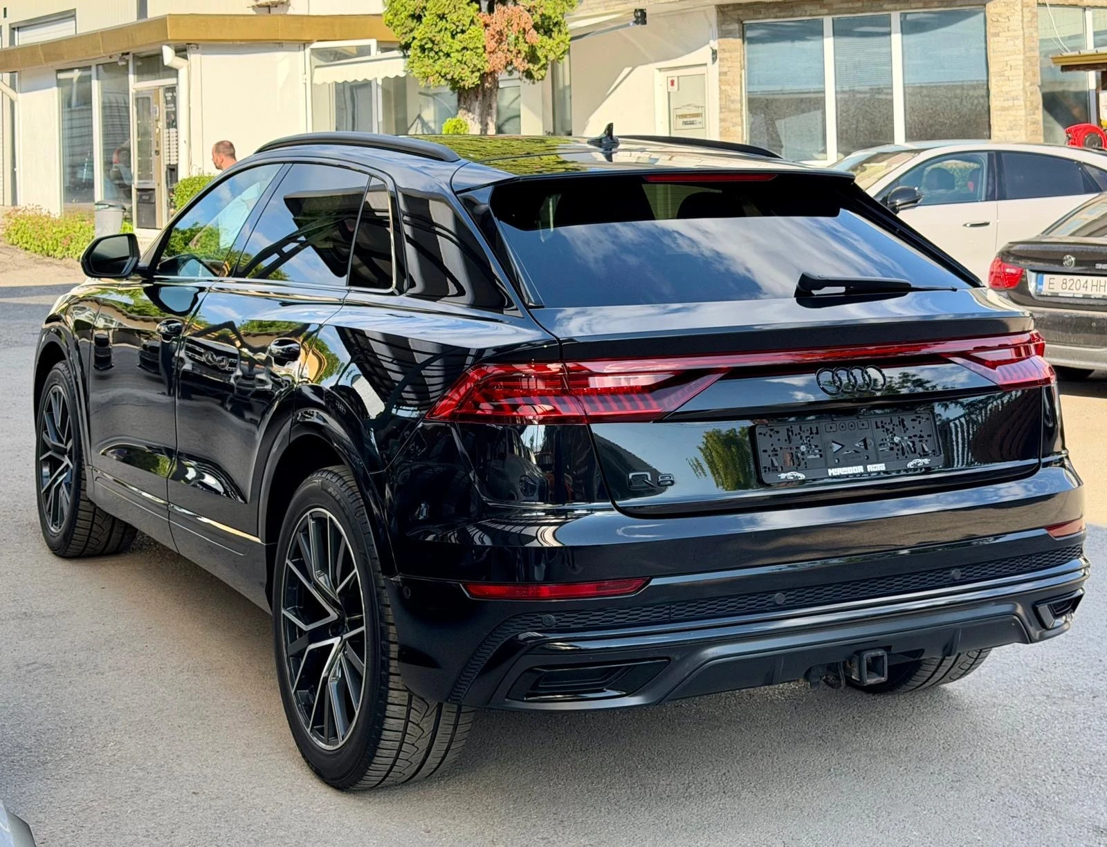 Audi Q8 55TFSI Progressiv S-Line BlackOptics, снимка 7 - Автомобили и джипове - 54839553