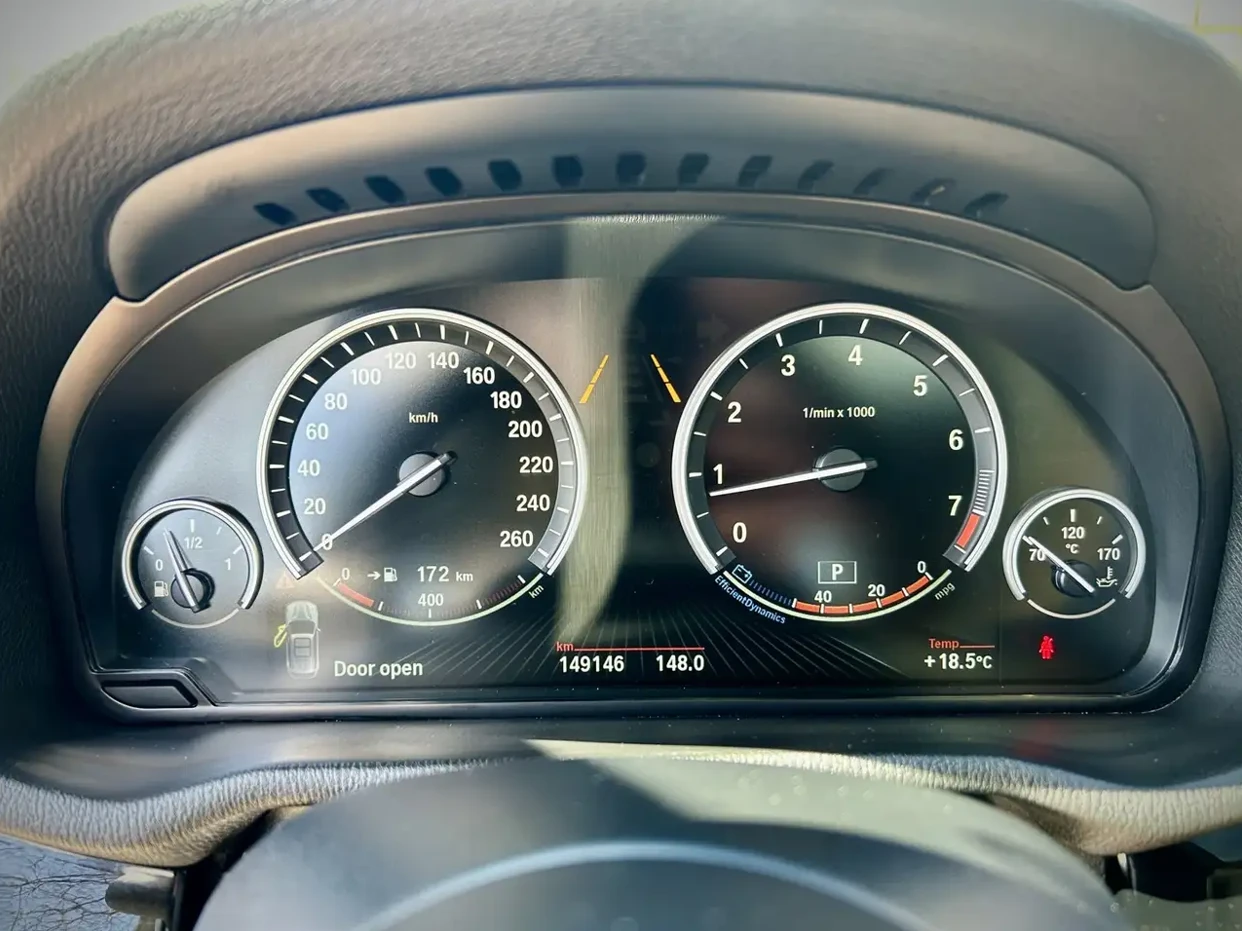 BMW X3 xDrive35i, снимка 10 - Автомобили и джипове - 54931607