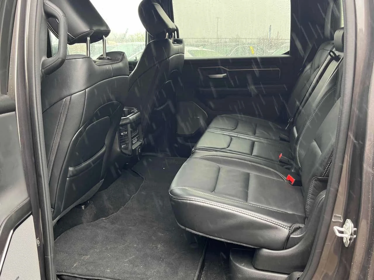 Dodge RAM 1500 * Sport * АВТОКРЕДИТ БЕЗ ПЪРВОНАЧАЛНА ВНОСКА* , снимка 12 - Автомобили и джипове - 55164246