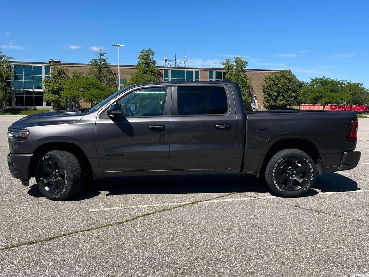 Dodge RAM 1500 * Sport * АВТОКРЕДИТ БЕЗ ПЪРВОНАЧАЛНА ВНОСКА* , снимка 2 - Автомобили и джипове - 55164246
