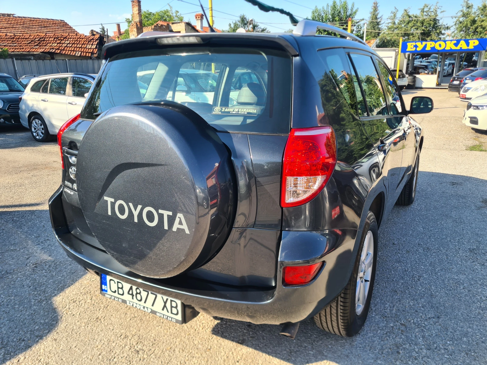 Toyota Rav4 2.2D4D-KEYLESS, КОЖА.НАВИ., снимка 5 - Автомобили и джипове - 55542380