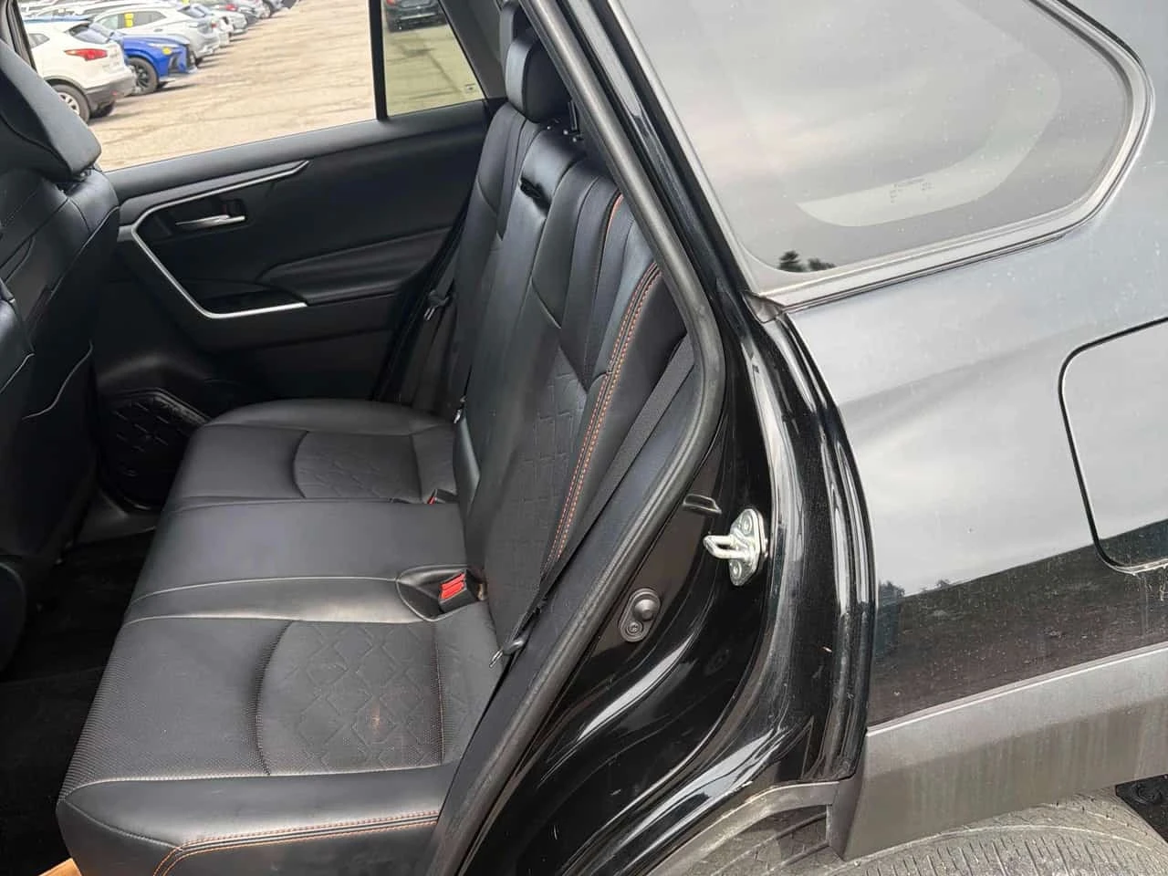 Toyota Rav4 * Trail * CARFAX * ОПЦИЯ ЗА ФИНАНСИРАНЕ, снимка 12 - Автомобили и джипове - 55754314
