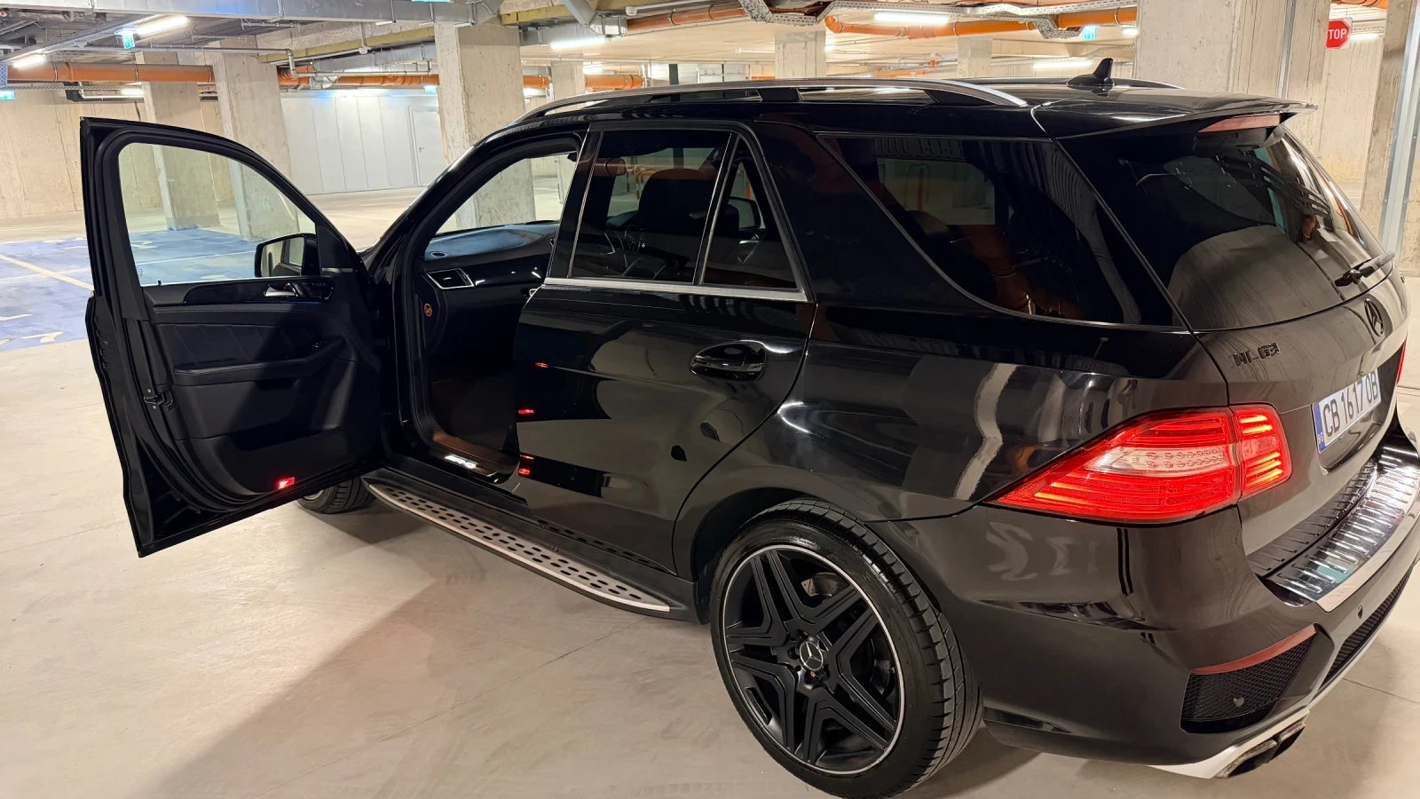 Mercedes-Benz ML 63 AMG 2014, снимка 15 - Автомобили и джипове - 56344831