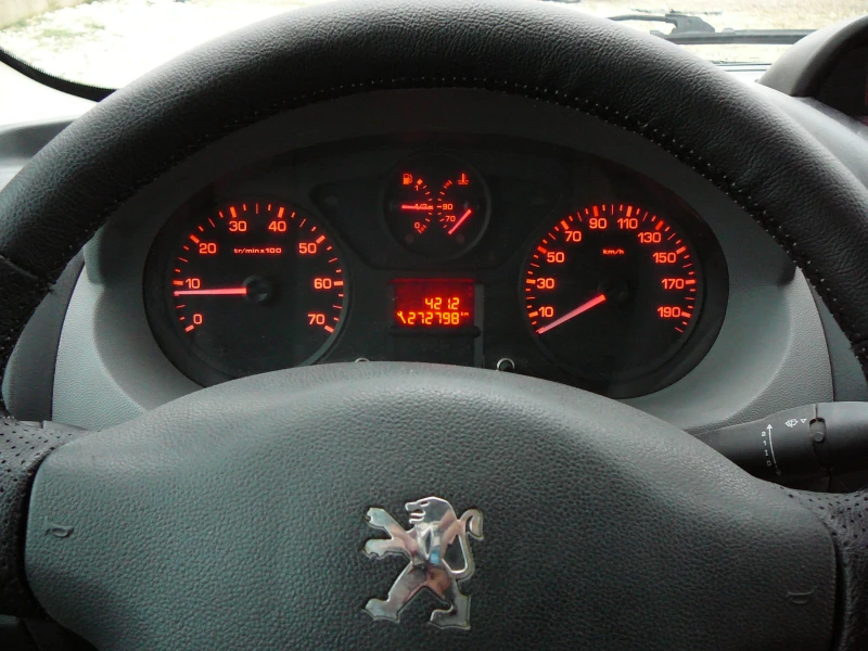 Peugeot Expert 2.0 hdi, снимка 7 - Бусове и автобуси - 53566149