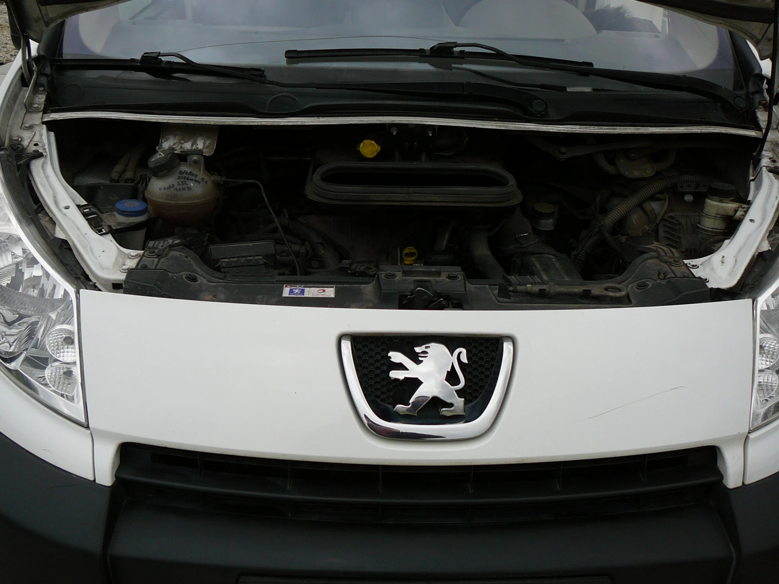 Peugeot Expert 2.0 hdi - изображение 9