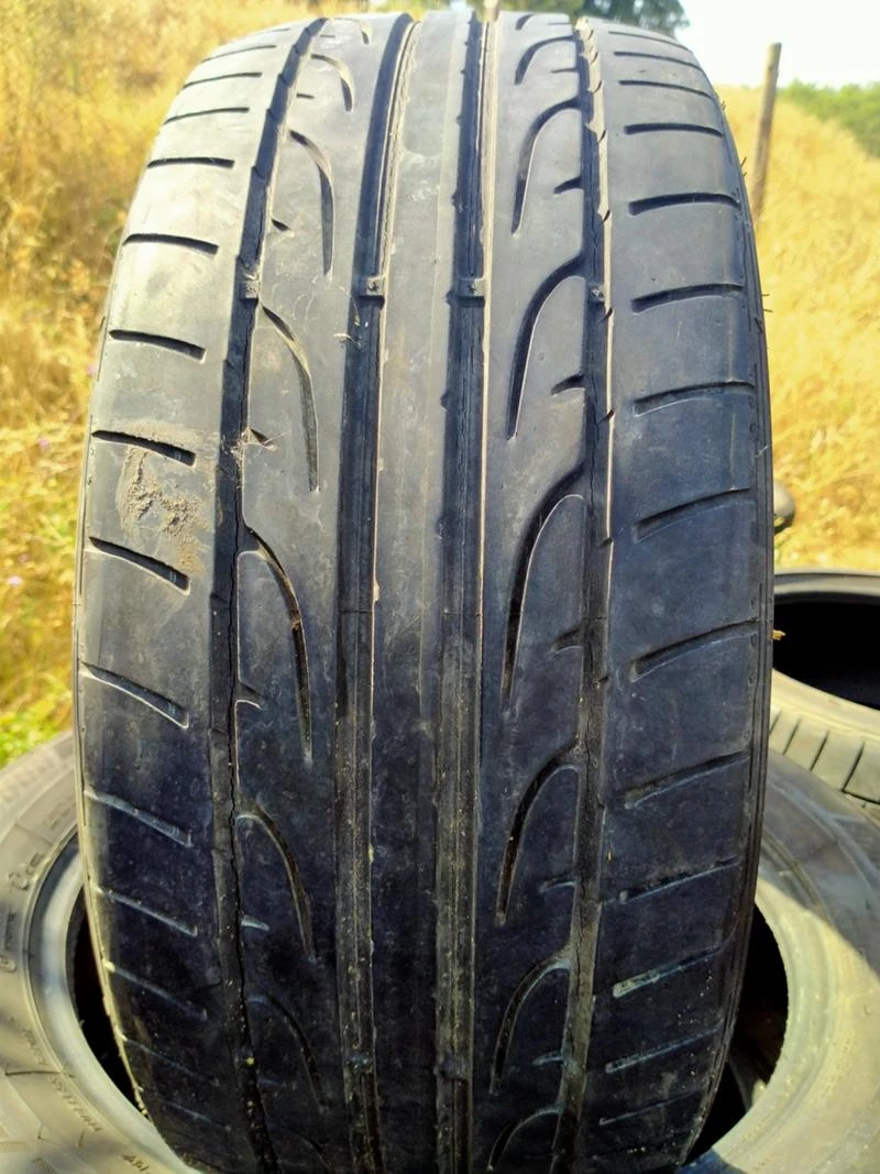 Гуми Летни 205/40R17, снимка 1 - Гуми и джанти - 33646513