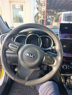 Kia K5, снимка 6