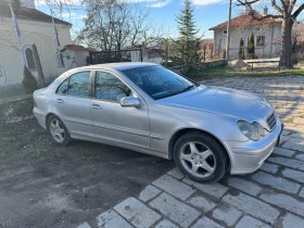 Mercedes-Benz C 220, снимка 2