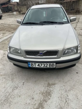  Volvo S40