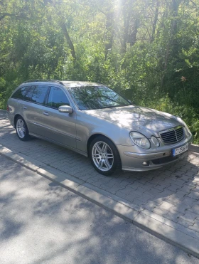  Mercedes-Benz E 320