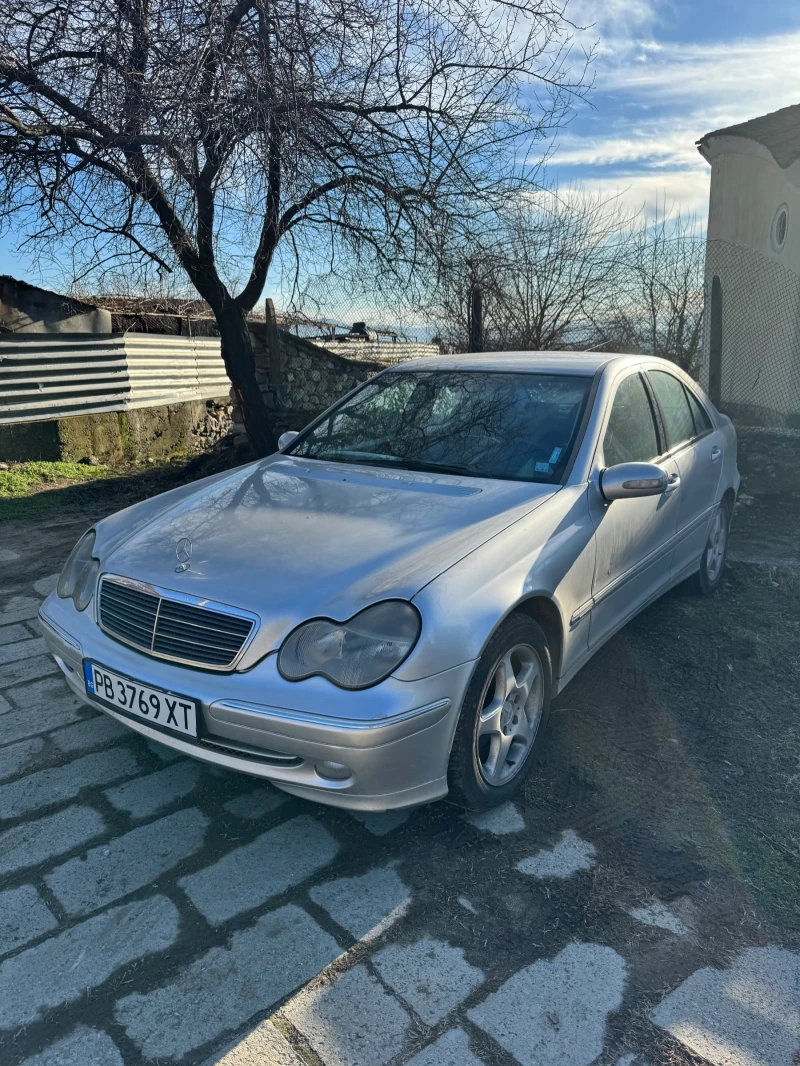 Mercedes-Benz C 220, снимка 1 - Автомобили и джипове - 48571329