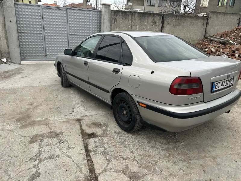 Volvo S40, снимка 1 - Автомобили и джипове - 48967897