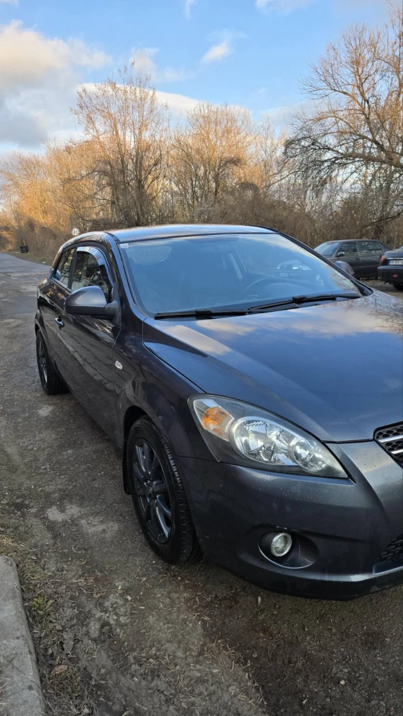 Kia Pro ceed Бензин АГУ, снимка 2 - Автомобили и джипове - 49117165