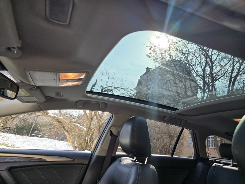 Toyota Avensis 2.0 D, снимка 15 - Автомобили и джипове - 52579655